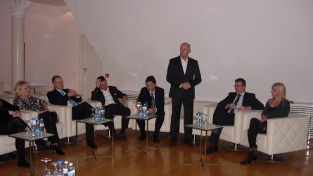 Neformalni susret članova Kluba i gospodina Branimira Gvozdenovića, ministra održivog razvoja i turizma u Vladi Crne Gore